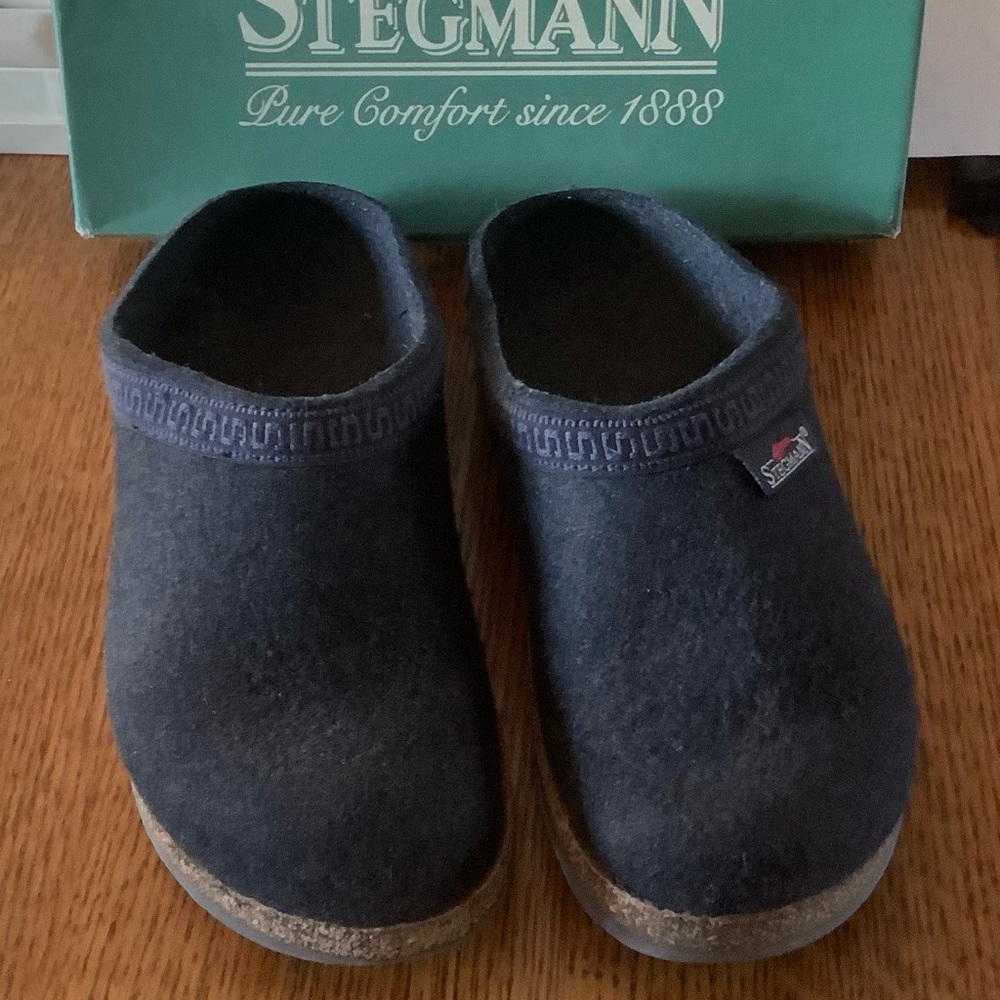 Stegmann Size 10 Woman’s Wool Felt Clogs Cork Sole Graphite